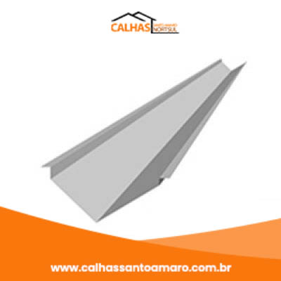 Calha galvanizada no Bairro do Limão